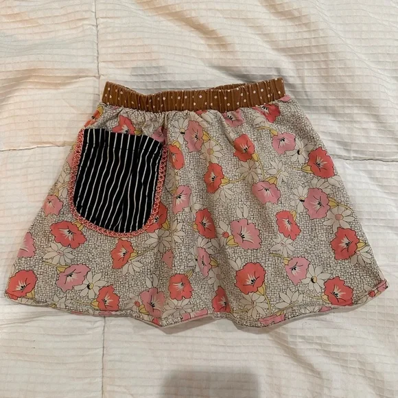 Misha Lulu girls skirt, size 2 - Picture 2 of 5
